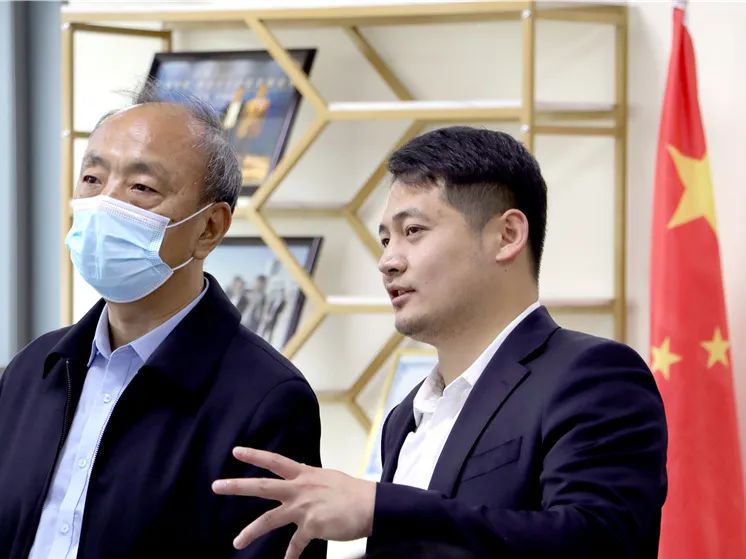 1651736816135023.jpg 03.jpg